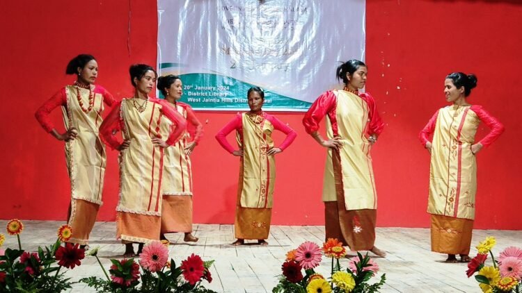 Districts join state to celebrate Statehood Day