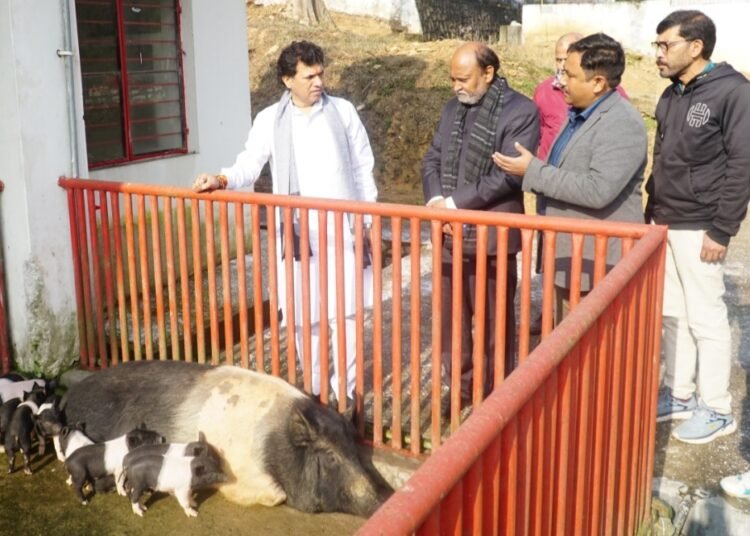 Union Min visits ICAR Umiam, calls for solution to farmers’ problems