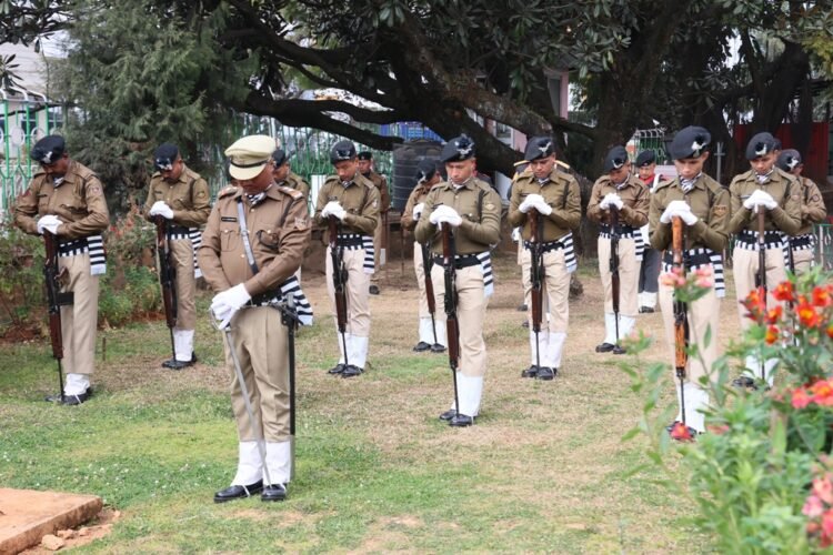 Martyrs Day observed at Raj Bhavan