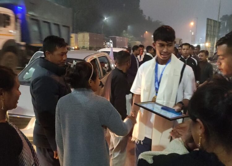 State kickboxers felicitated