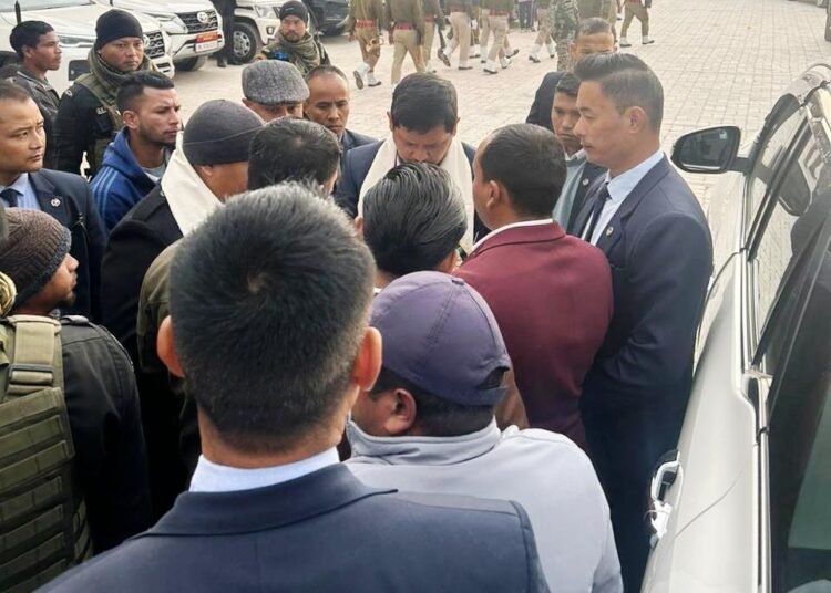 JSU reiterates opposition to railway, submits memorandum to CM