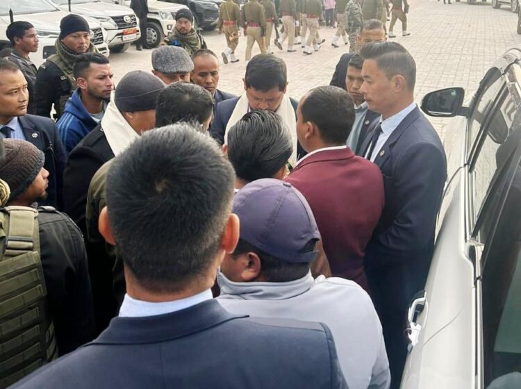 JSU reiterates opposition to railway, submits memorandum to CM