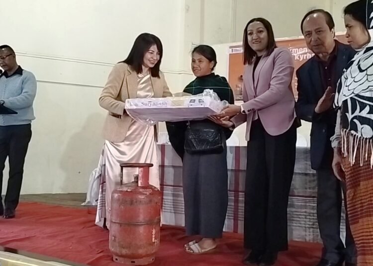 38 cooking gas distributed to residents of Riatsamthiah