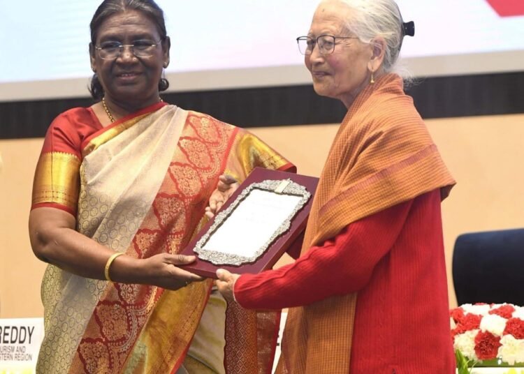 Helen Giri receives Sangeet Natak Academy from President of India