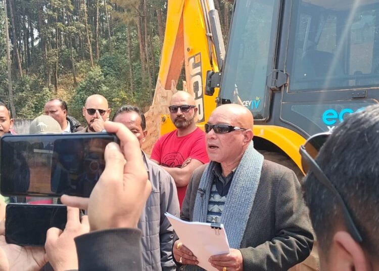 Sanbor inspects site for Madan Laban football ground