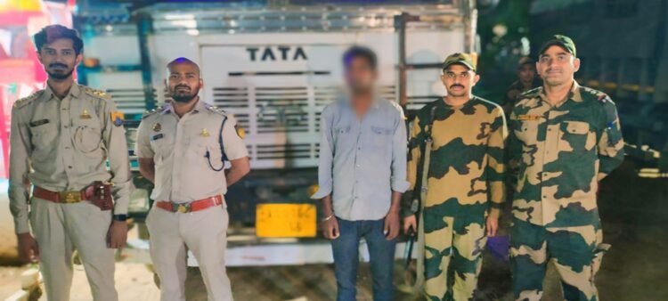 2 arrested for attempt to smuggle sugar