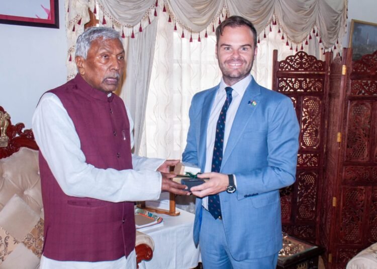 Australian consul general meets Guv