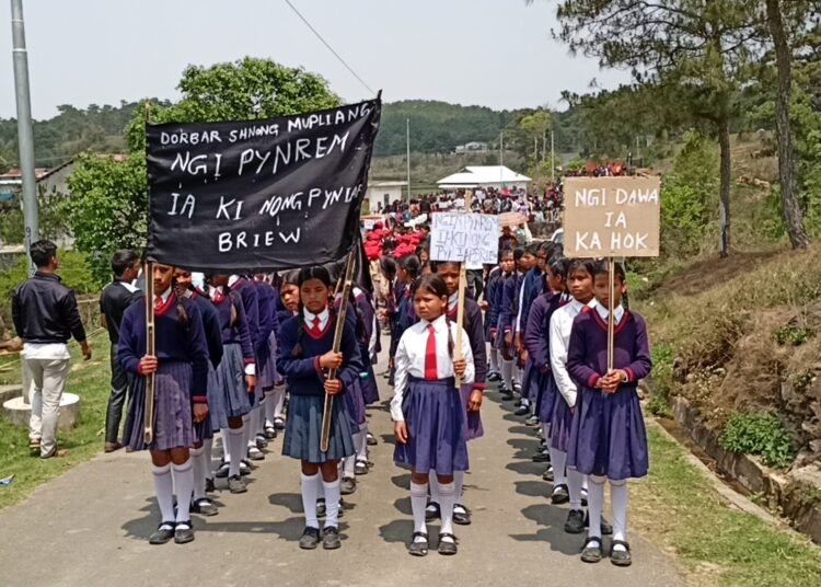 Mupliang village holds protest against murder