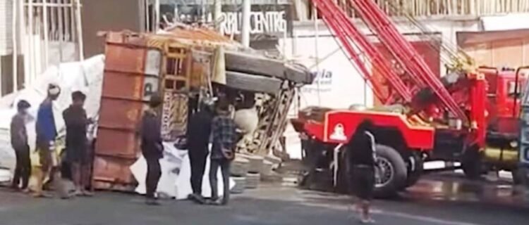 2 killed in accident due to brake failure