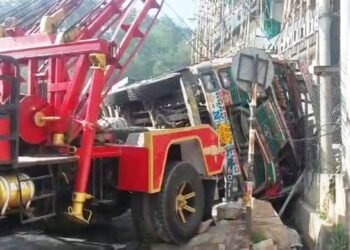 2 killed in accident due to brake failure