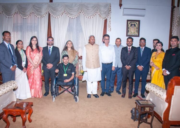 Trainee officers from IIMC calls on Meghalaya Governor