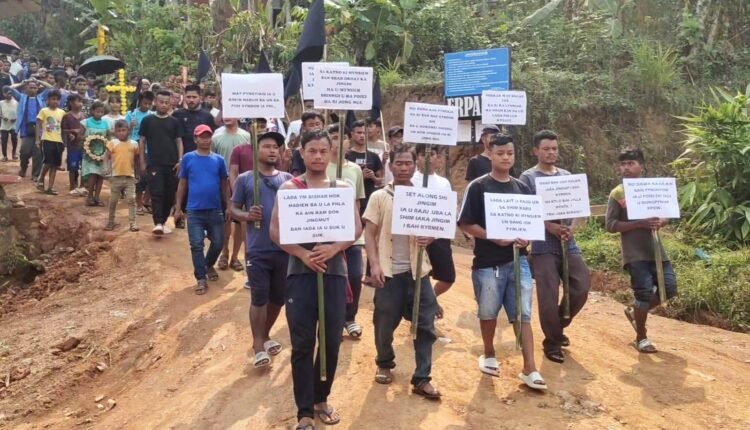 Erpakon residents protest over murder