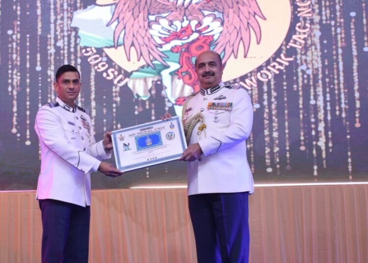 IAF chief visits Eastern Air Command