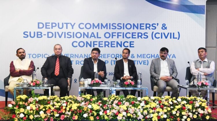 Put people first in every decision: CM to DCs & SDOs
