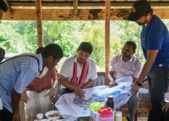 CM calls nokmas for protection of Ganol catchment area