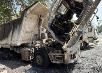 Miscreants burn dumper trucks in WGH