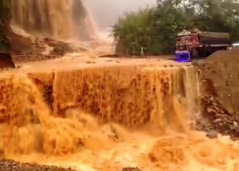 Heavy rains batter State, Pynursla clocks record
