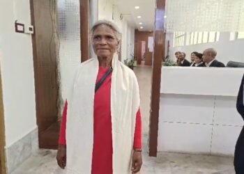 Govt promises to help 76-year-old Kmoin get to Australia for race