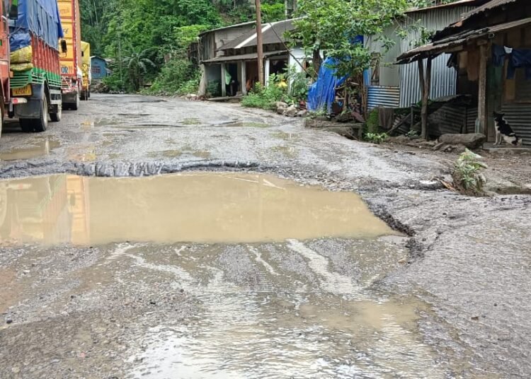 EJH residents announce indefinite strike along NH 6