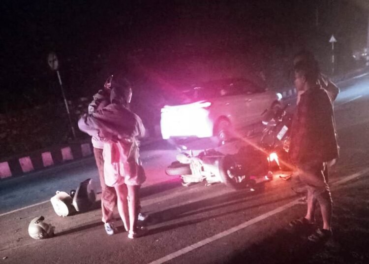 1 killed, 2 injured in head-on collision between scooties