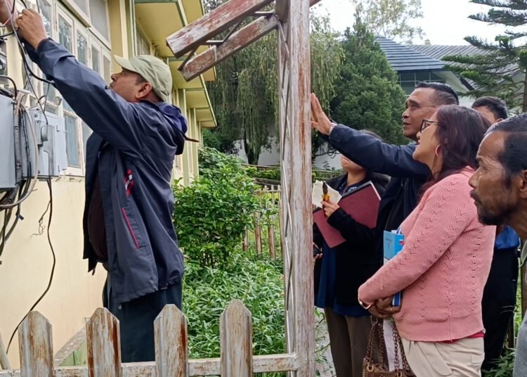 Aurobindo Institute caught ‘illegally’ supplying electricity to nearby homes