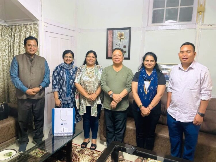 Speaker meets ISB team on progress of MLRF