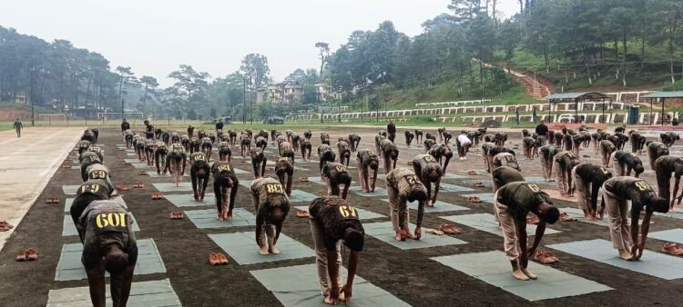 Yoga session held for trainee cops