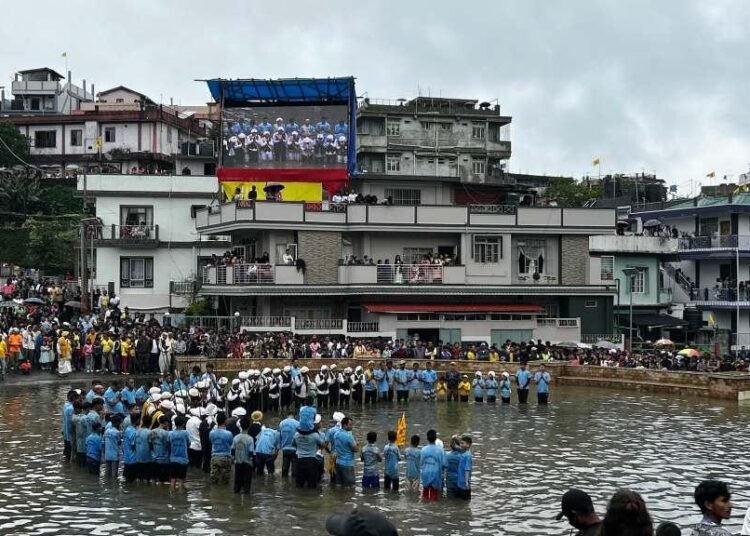 Students of IIM Shillong explore sites of Jaintia Hills
