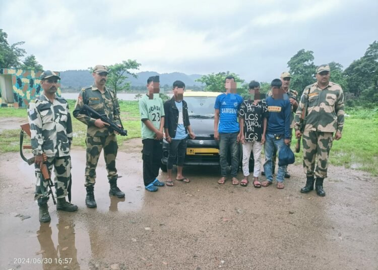 BSF nabs 3 B’desh illegals, 2 Indian facilitators