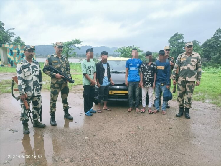 BSF nabs 3 B’desh illegals, 2 Indian facilitators