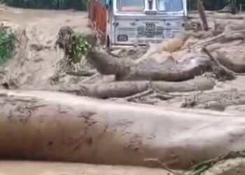 Kuliang landslide causes extreme traffic snarl
