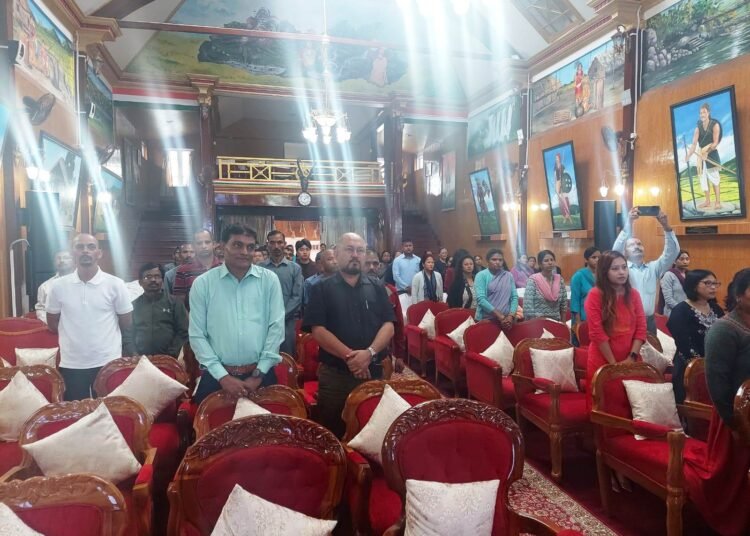 Raj Bhavan organises condolence meet to pay tribute to Guv’s daughter