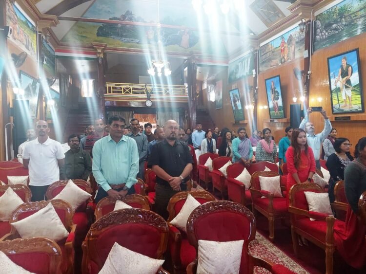 Raj Bhavan organises condolence meet to pay tribute to Guv’s daughter
