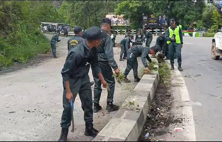 No garbage collection, no public toilets leave Umiam a mess