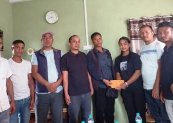 Society gives financial aid to armwrestler before world championship