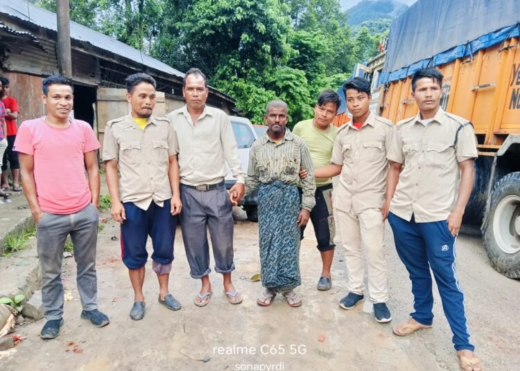 VDP detains Bangladeshi in Sonapyrdi