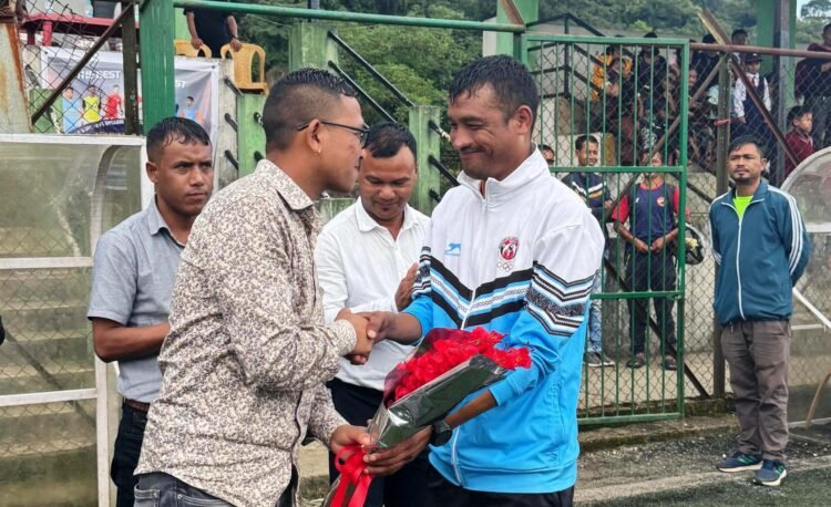 KSU felicitates football & futsal referee