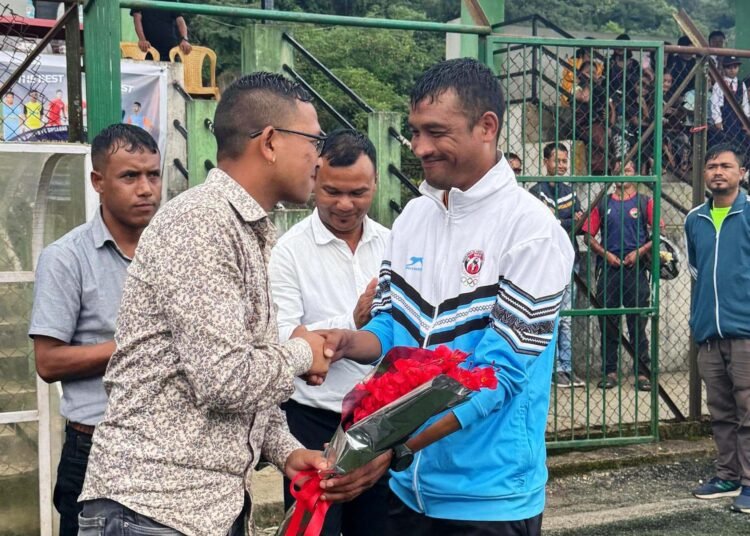 KSU felicitates football & futsal referee