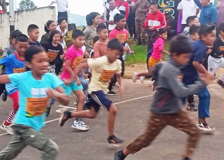 Territorial Army celebrates Platinum Jubilee with locals in ‘Run for Fun’