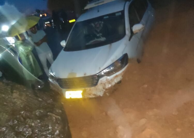 7 passengers survive miraculously after boulder bounces over car