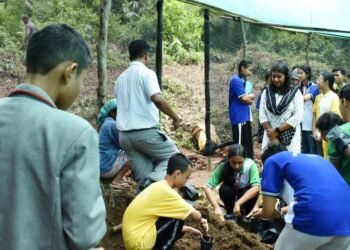 School students explore KVK farm in WGH