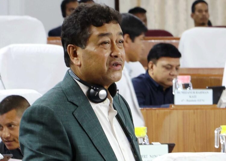 Ronnie resigns as Opposition Leader