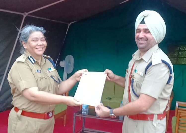 DGP distributes commendations to Ri-Bhoi cops