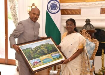 Meghalaya Guv pays courtesy visit to President Murmu