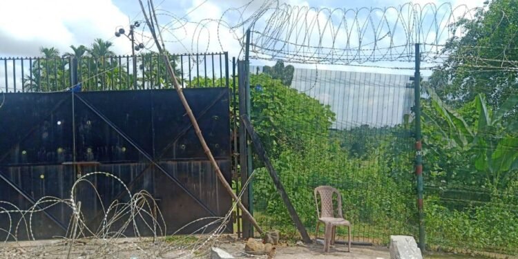 Indo-Bangla fencing forces 82 families in no man’s land: Rakkam