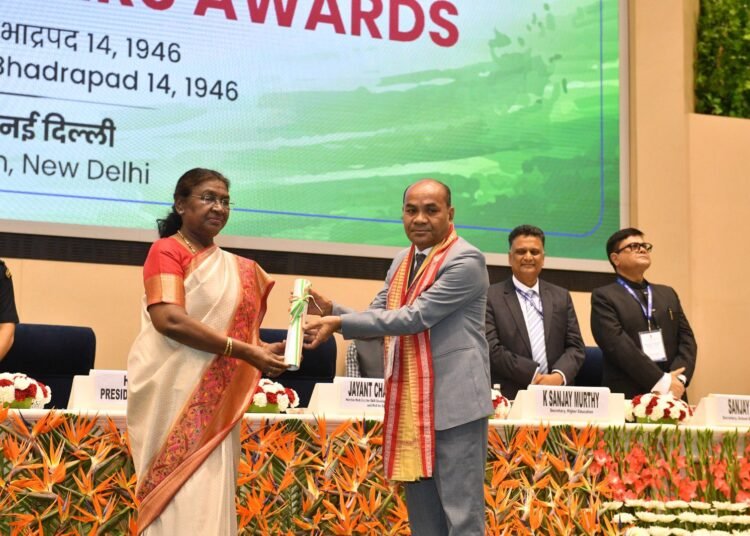 Myngken school principal honoured with National Teachers’ Award by Prez Mumu