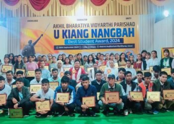 ABVP hands out Best Student Awards in Jowai