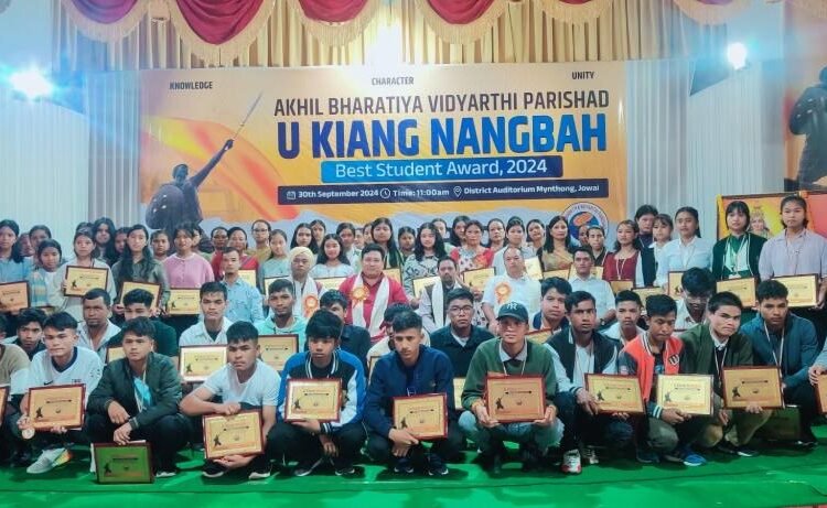 ABVP hands out Best Student Awards in Jowai