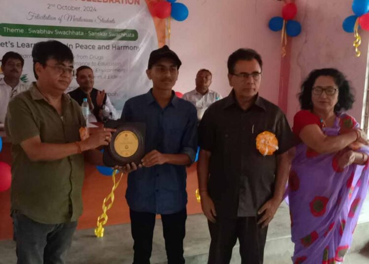 Hindu Welfare Society honours meritorious students