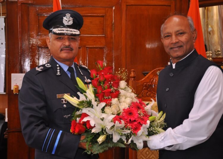 EAC Air Chief, Khasi chieftains meet Guv